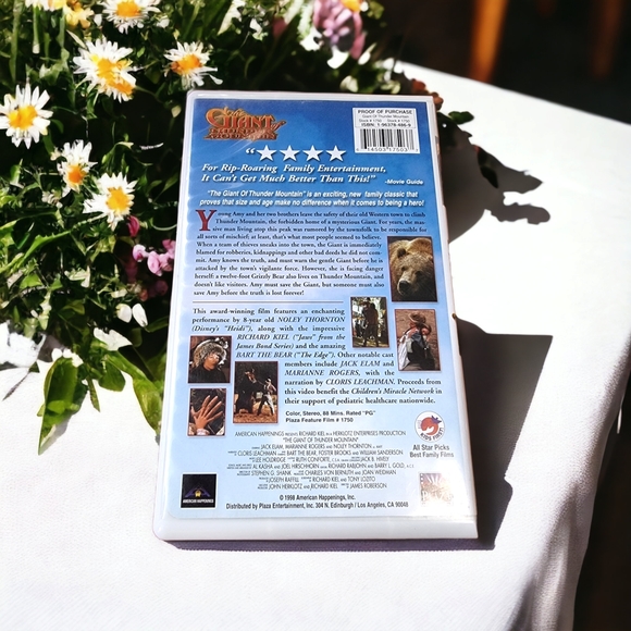 The Giant of Thunder Mountain VHS Movie Clamshell Case - Picture 2 of 4